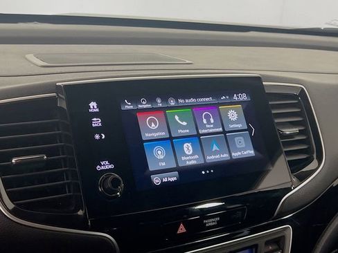 Used 2019 Honda Pilot Touring image 16