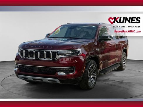 Used 2024 Jeep Wagoneer L Series II w/ Flexible Seating Group AWD/4WD image 5