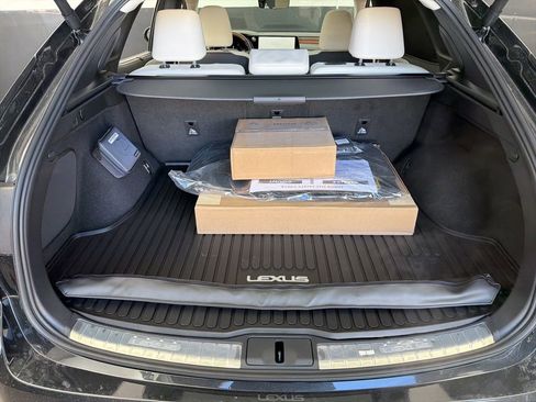 New 2026 Lexus RX 450h AWD image 29