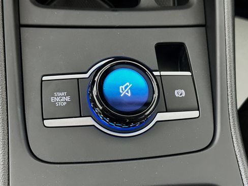 New 2025 Volkswagen Tiguan S image 19