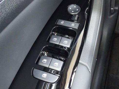 Certified 2023 Kia Sportage SX image 21