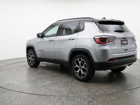 Used 2025 Jeep Compass Limited AWD/4WD image 6
