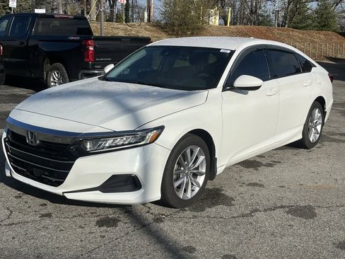 Used 2021 Honda Accord LX image 7
