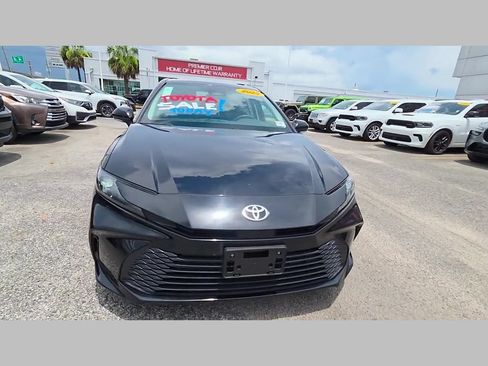 Used 2025 Toyota Camry LE FWD image 46