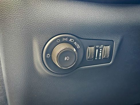 New 2026 Jeep Compass Limited image 14