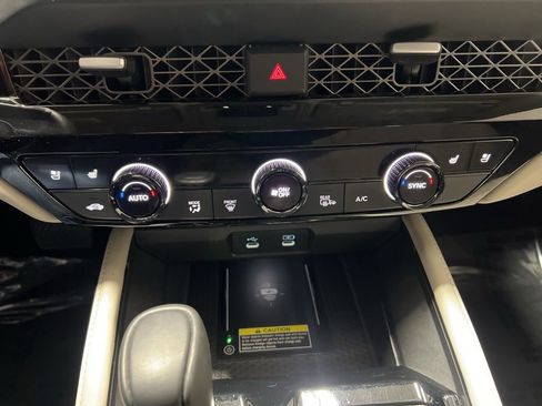 Used 2025 Honda Accord Touring image 44