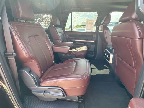 Used 2024 Ford Expedition Max Limited image 28