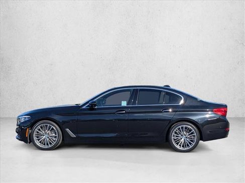 Used 2017 BMW 530i xDrive 530i xDrive image 9