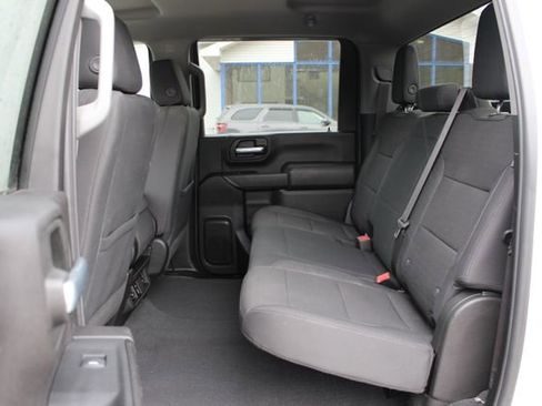 Used 2024 Chevrolet Silverado 2500 Custom w/ Custom Value Package image 10