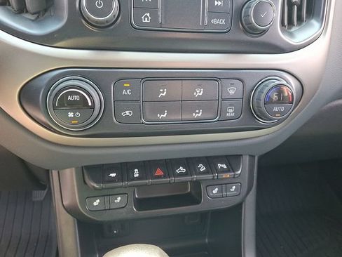 Certified 2022 Chevrolet Colorado Z71 AWD/4WD image 16