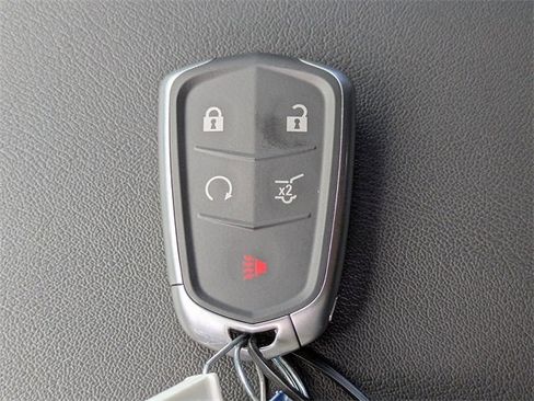 New 2025 Cadillac XT6 Luxury image 34