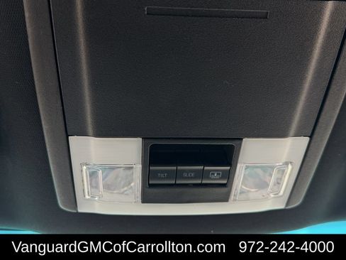 Used 2016 Ford Explorer XLT w/ Equipment Group 202A FWD image 27