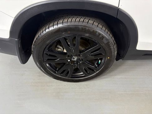 Used 2021 Honda Pilot Black Edition image 10