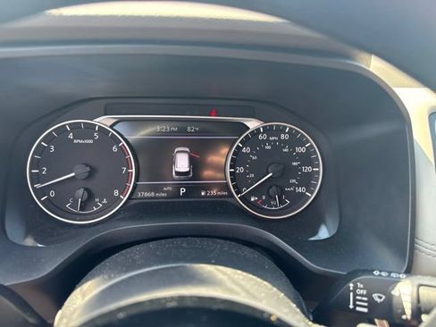 Used 2022 Nissan Rogue SV AWD/4WD image 14