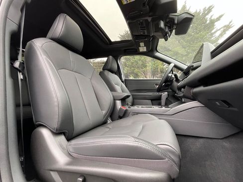 New 2026 Subaru Outback Touring AWD/4WD image 12