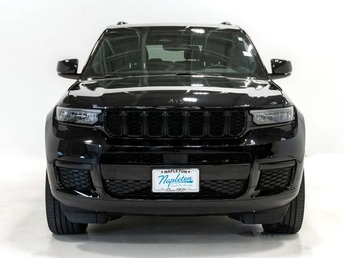 Certified 2023 Jeep Grand Cherokee L Altitude AWD/4WD image 5