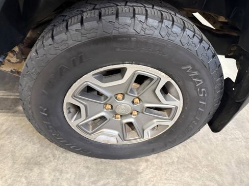 Used 2016 Jeep Wrangler Unlimited Sport AWD/4WD image 30