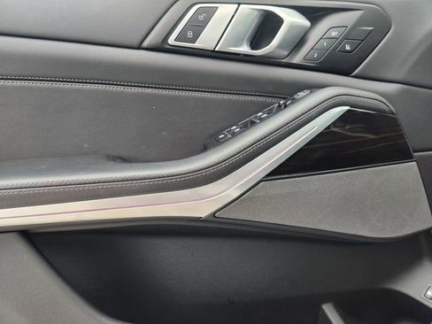 Used 2025 BMW X5 xDrive50e image 20