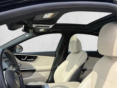Used 2022 Mercedes-Benz C 300 4MATIC Sedan image 9