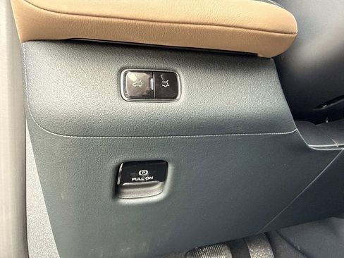 New 2025 Lincoln Navigator L Black Label image 34