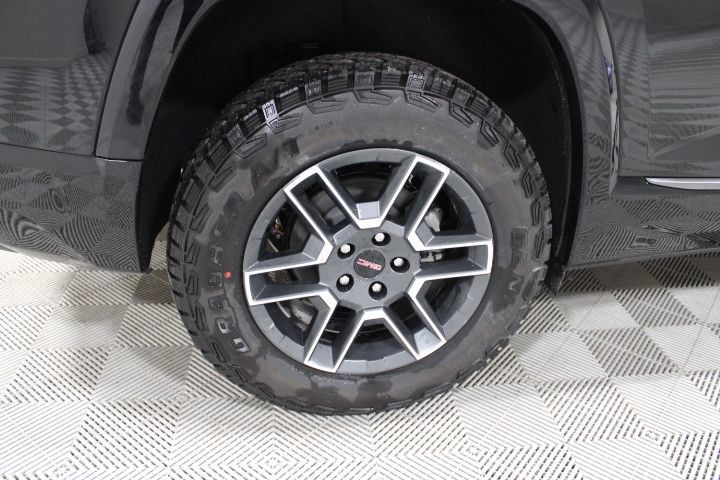 New 2026 GMC Terrain AT4 w/ Convenience Package III AWD/4WD image 42