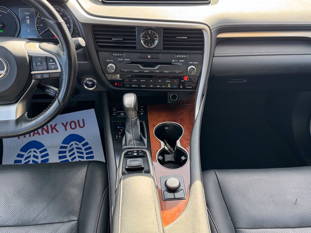 Used 2018 Lexus RX 450hL Premium w/ Premium Package AWD/4WD image 19