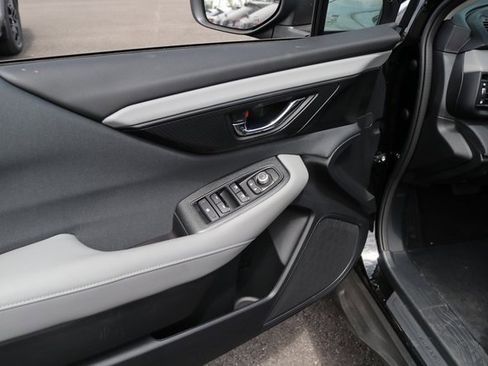 Certified 2025 Subaru Outback Premium w/ Popular Package #1A image 18