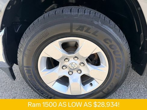Used 2021 RAM 1500 Big Horn RWD image 27