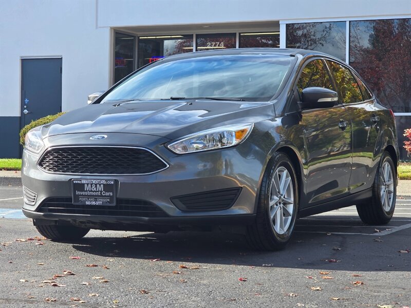 Used 2018 Ford Focus SE w/ Cold Weather Package FWD image 1