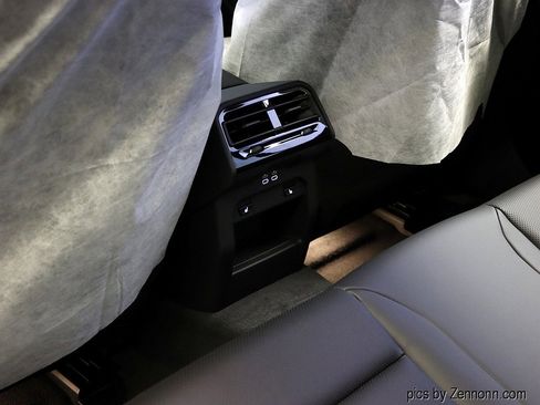 New 2026 BMW 530i xDrive w/ M Sport Package image 14