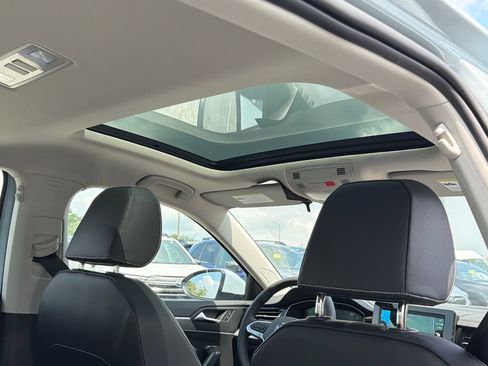 New 2026 Volkswagen Jetta SE FWD image 7