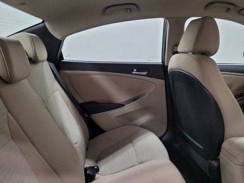 Used 2016 Hyundai Accent SE w/ Option Group 02 FWD image 19