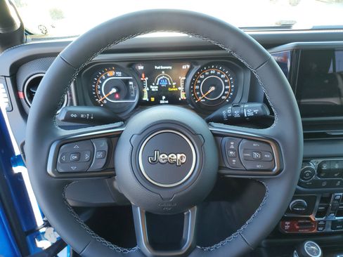 New 2026 Jeep Wrangler Unlimited Rubicon image 21