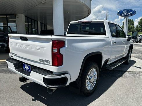 Used 2023 Chevrolet Silverado 3500 High Country AWD/4WD image 5