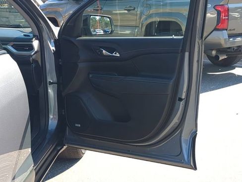 Used 2022 GMC Acadia SLT w/ Elevation Edition image 41