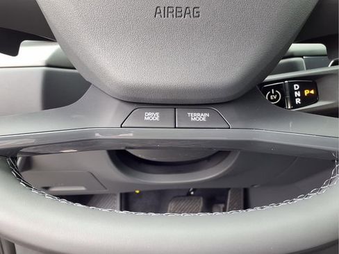 New 2026 Kia EV9 Land image 14