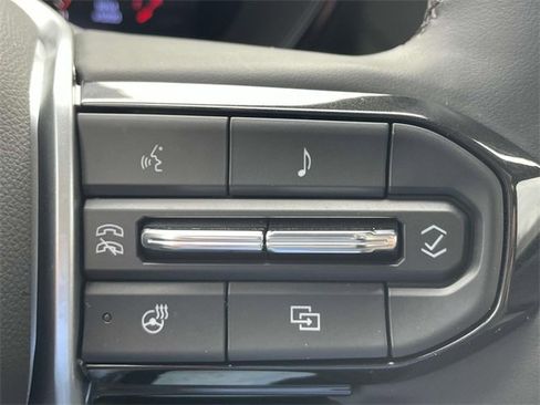 Certified 2025 Chevrolet Colorado ZR2 w/ Technology Package image 25