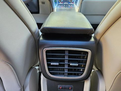 Used 2016 Lincoln MKX Reserve w/ Technology Package image 35