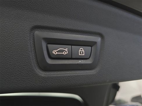 Certified 2023 BMW i4 eDrive40 image 27