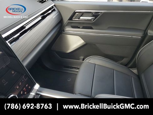 New 2025 GMC Sierra EV Denali image 24