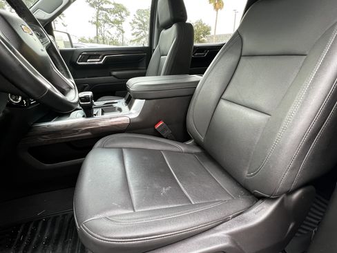 Used 2024 Chevrolet Silverado 1500 LTZ w/ Technology Package image 17