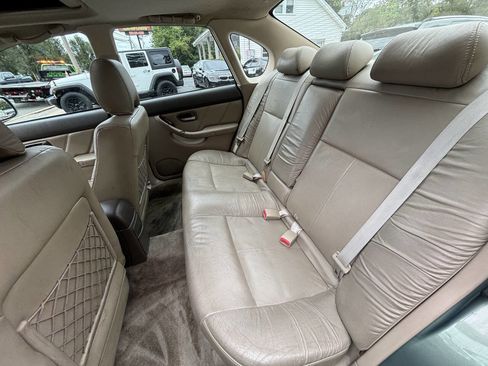 Used 2004 Subaru Outback H6 image 12