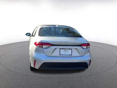 Used 2025 Toyota Corolla LE image 11
