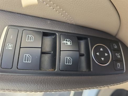 Used 2015 Mercedes-Benz ML 350 2WD image 27