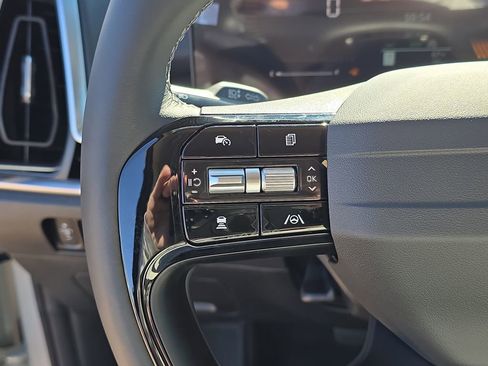New 2026 Kia Sorento LX image 32