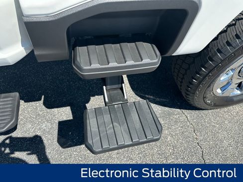 New 2025 Ford F250 King Ranch w/ Chrome Package image 17