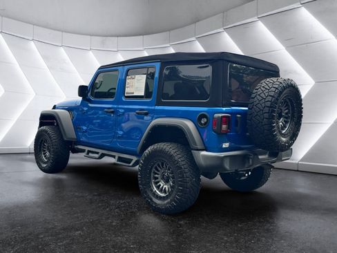 Used 2024 Jeep Wrangler Unlimited Sport AWD/4WD image 3