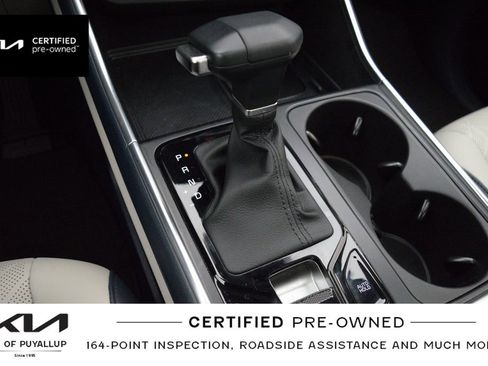 Used 2025 Kia Carnival SX w/ SX Dark Edition Package image 24