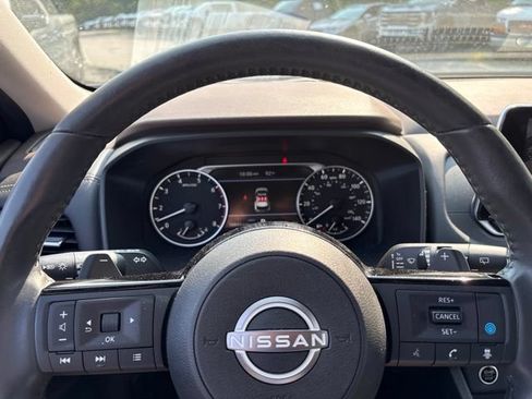 Certified 2023 Nissan Rogue SV w/ SV Premium B Package AWD/4WD image 22