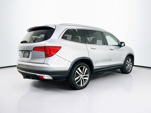 Used 2016 Honda Pilot Elite image 9
